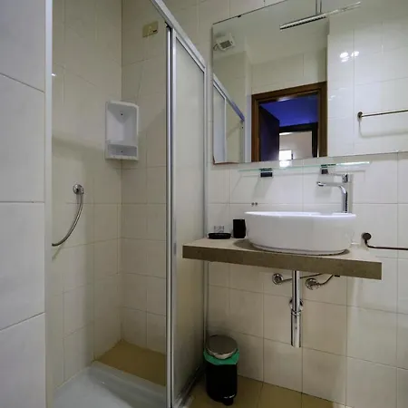 Vittoria 3*